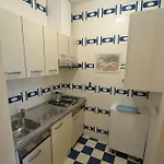 Apartmán Two-level Flat With Garden And Pool *