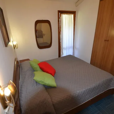 Two-level Flat With Garden And Pool Apartmán *