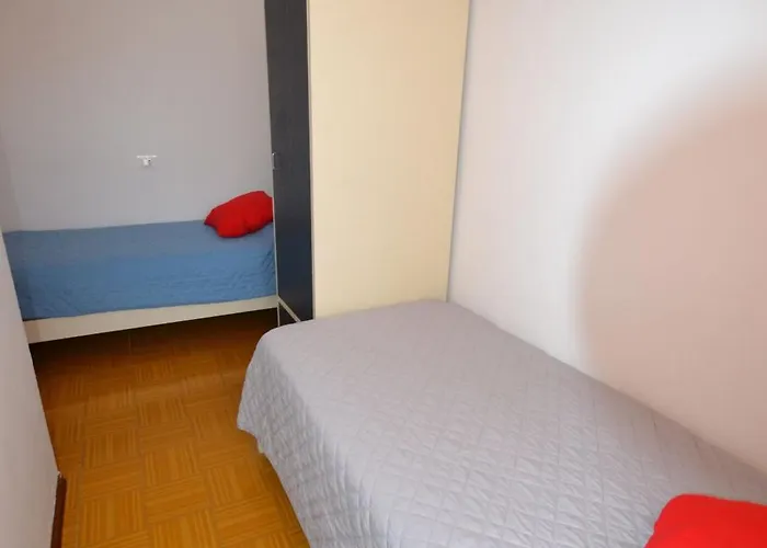 Apartman Two-level Flat With Garden And Pool *